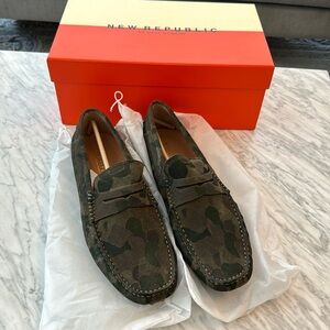 Brand new New Republic driver loafers camo camouflage size US 11.5 or euro 45
